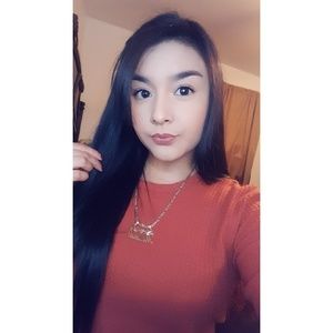 Meet your Posher, Melissa